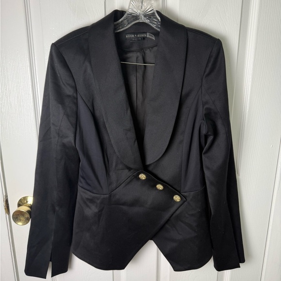 Alice + Olivia The Sculpt Blazer in Black 12 - Picture 2 of 10